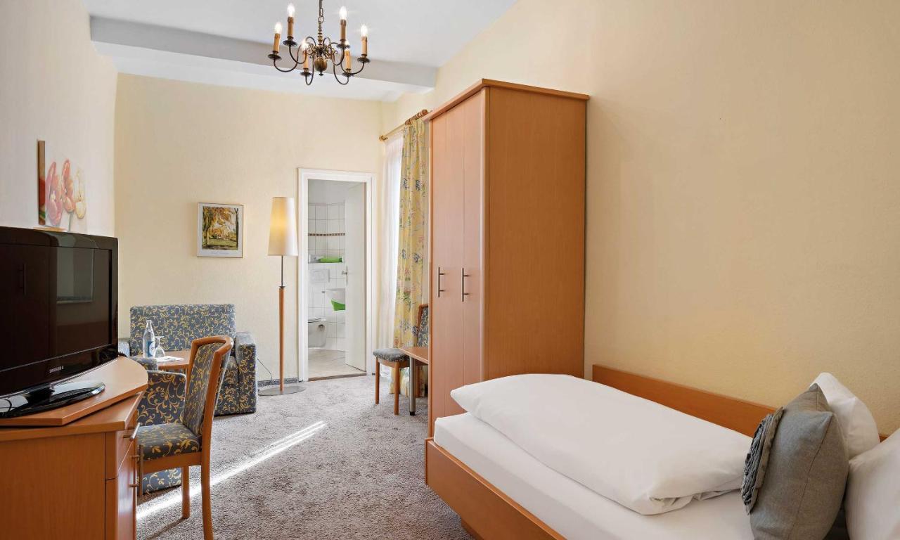 Hotel Liebl Plattling Buitenkant foto