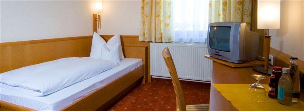 Hotel Liebl Plattling Buitenkant foto